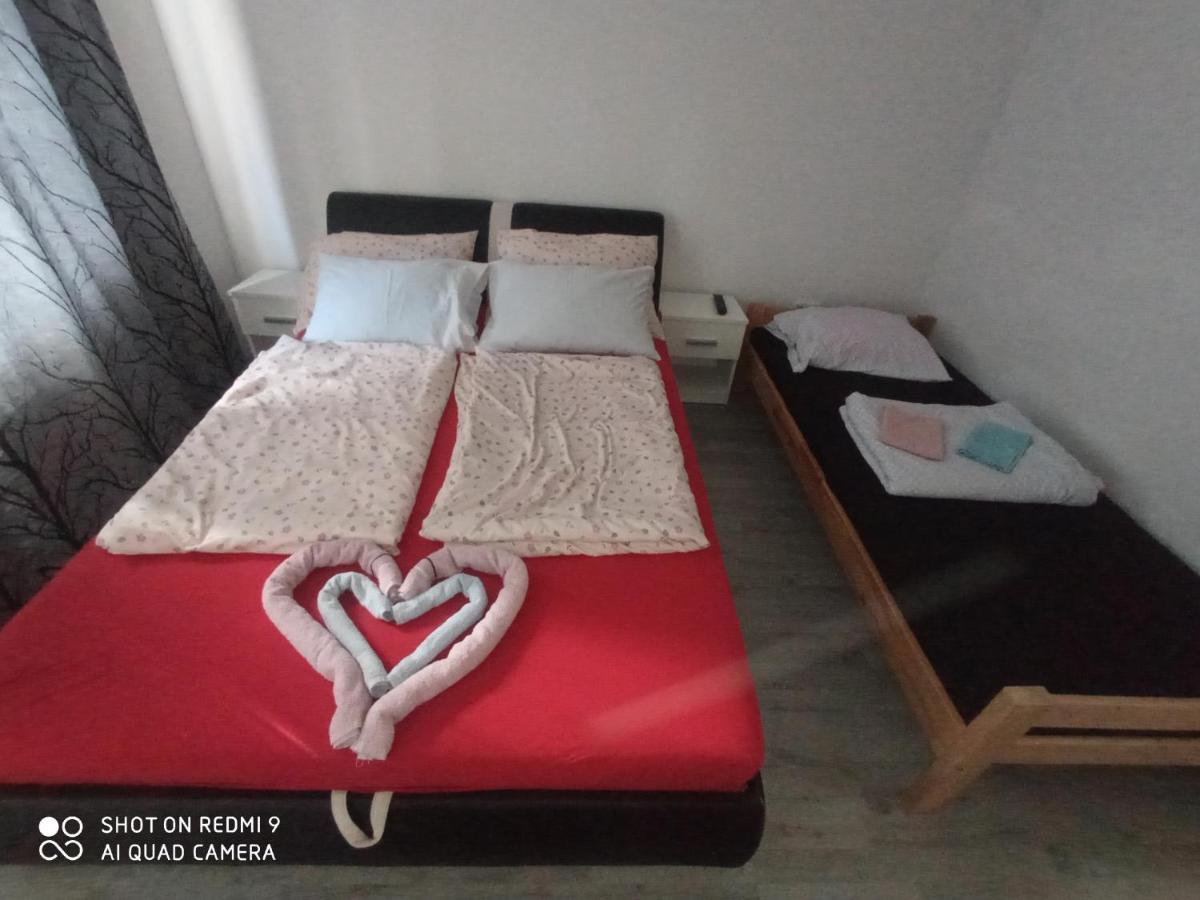 Apartmani Lana SJJ Extérieur photo