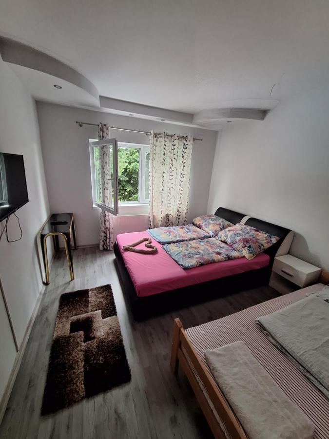 Apartmani Lana SJJ Extérieur photo