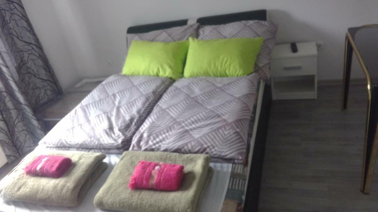 Apartmani Lana SJJ Extérieur photo
